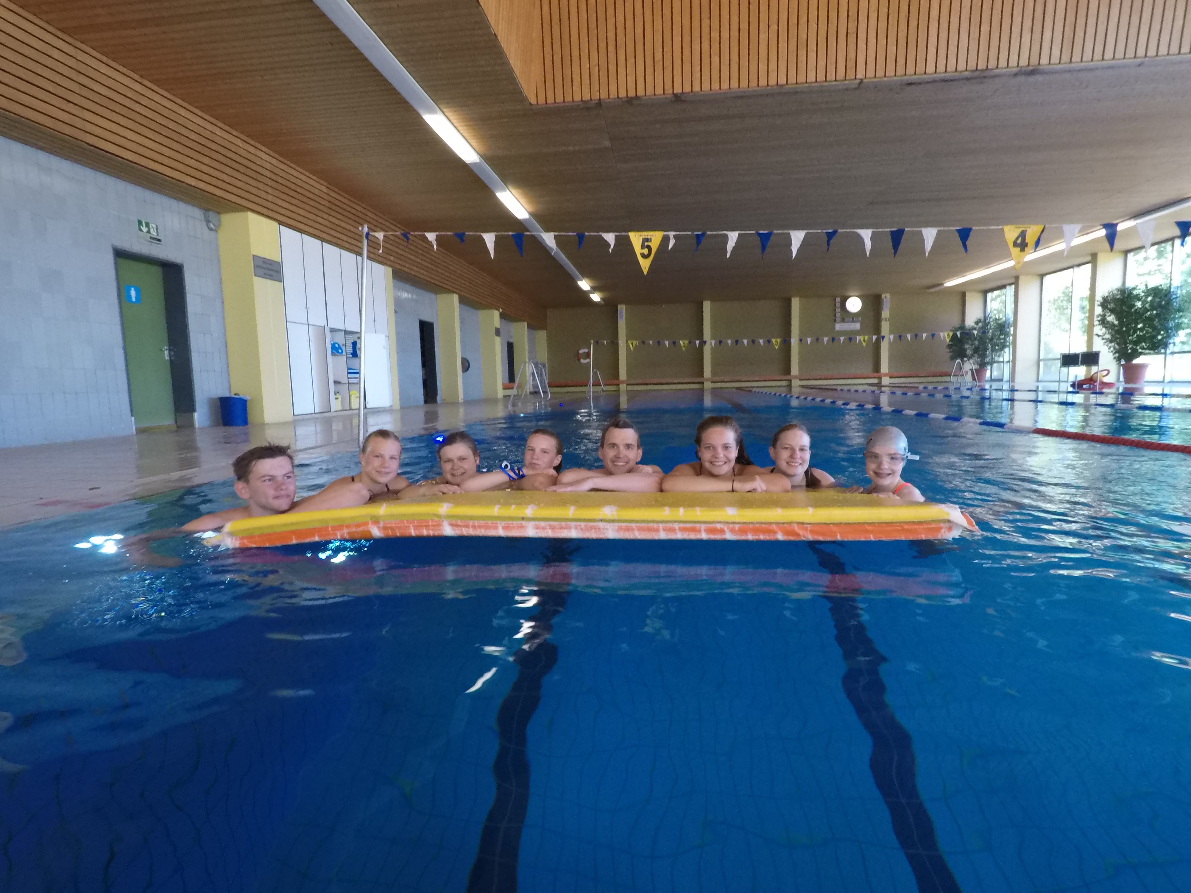 Bild links, rechts oder oben verlassen um es zu verkleinern.