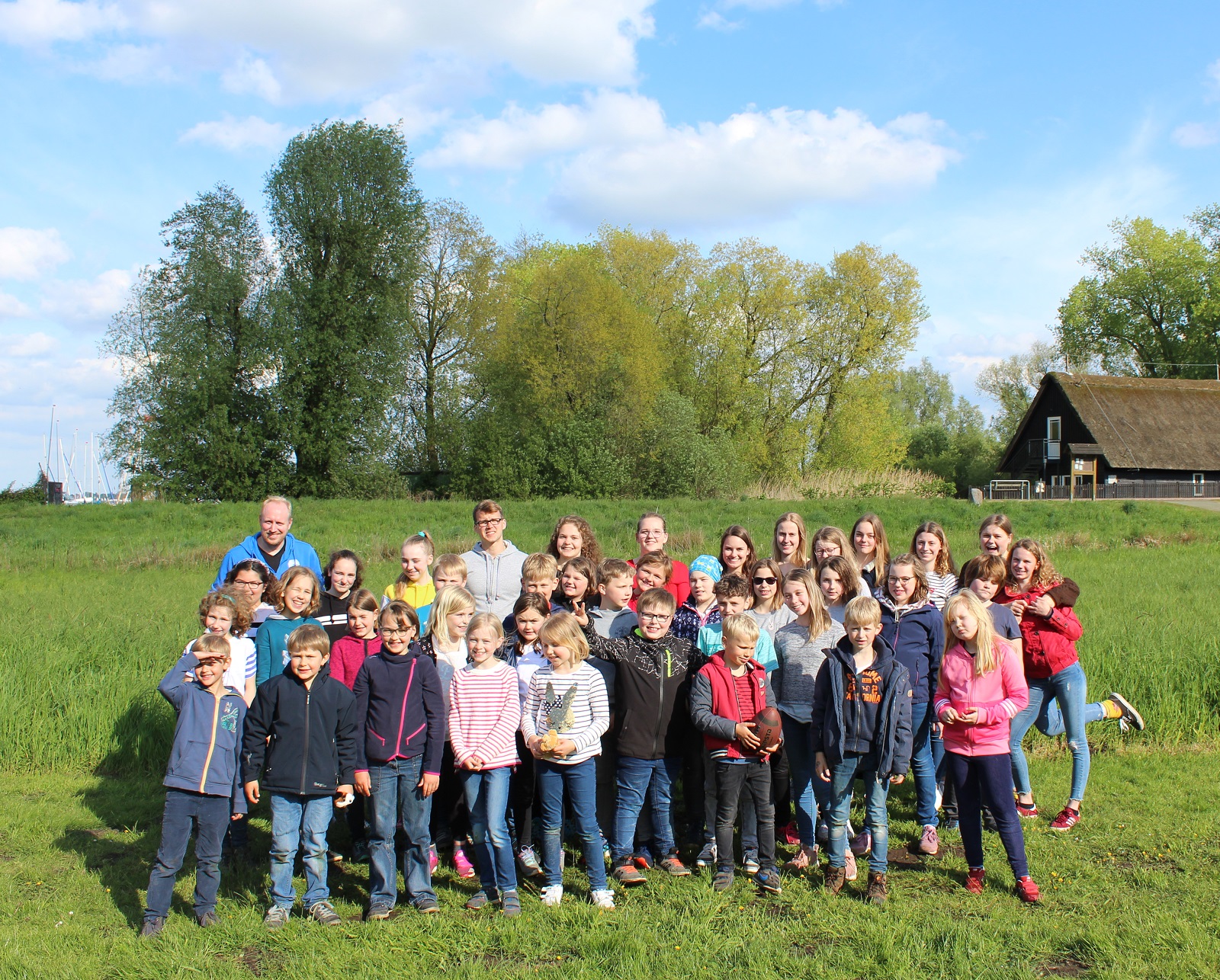 Bild links, rechts oder oben verlassen um es zu verkleinern.